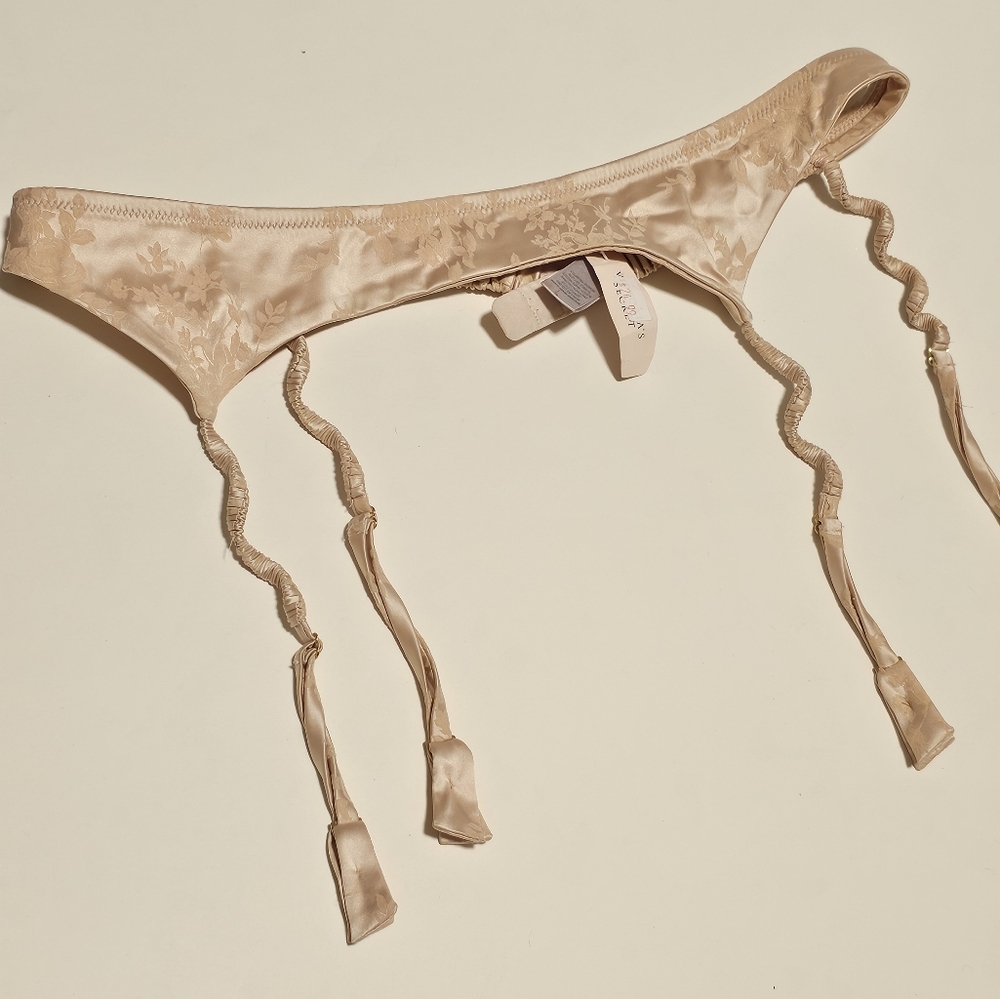Victoria's Secret Satin Thong in Cream
